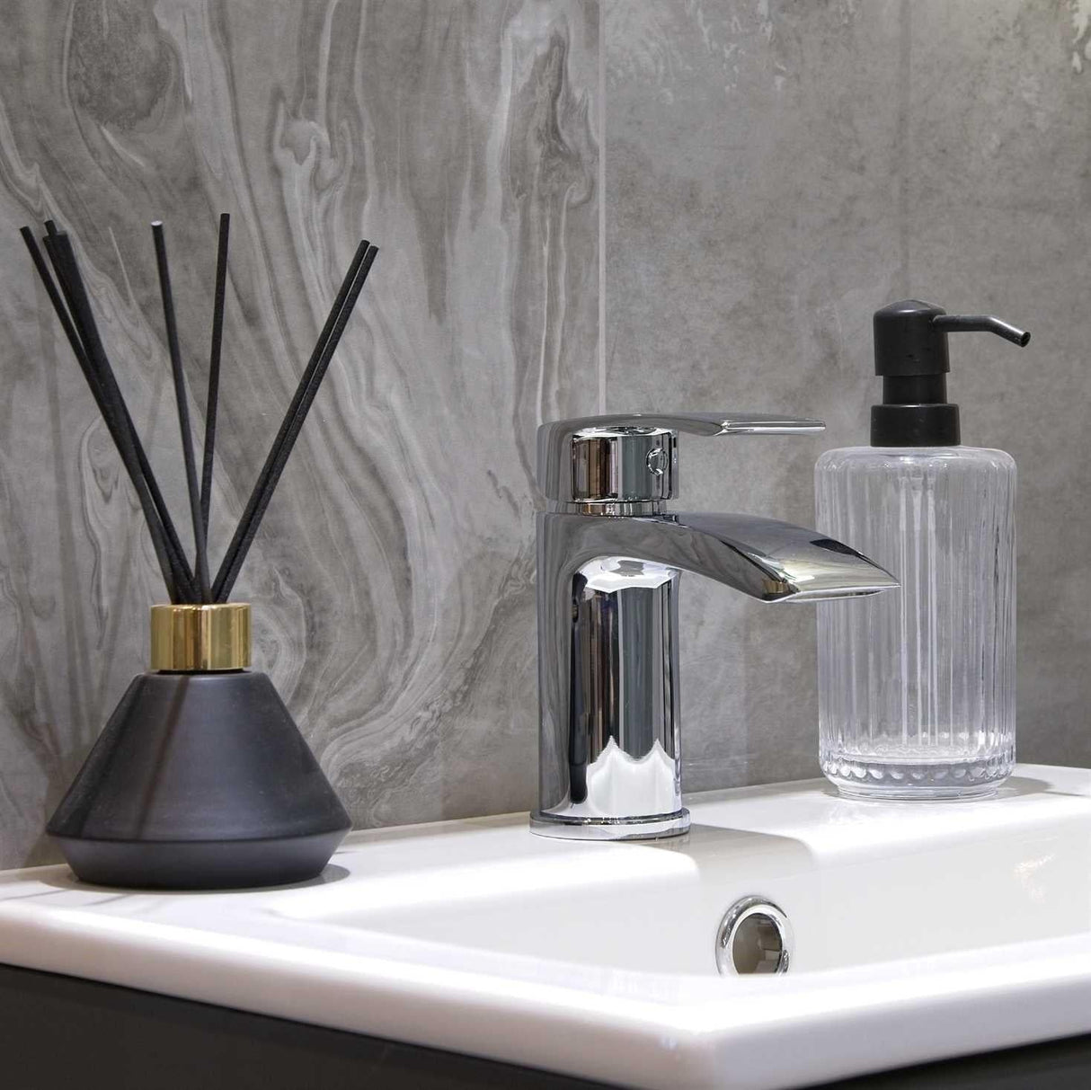 Aquarius Bathrooms Mono Basin Tap Aquarius Arc Mono Basin Mixer Tap with Waste