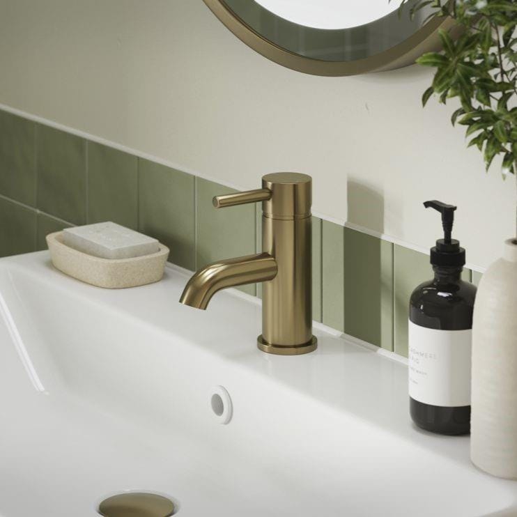 Aquarius Bathrooms Mono Basin Tap Brushed Brass Aquarius Zanelli Mono Basin Mixer Tap with Waste