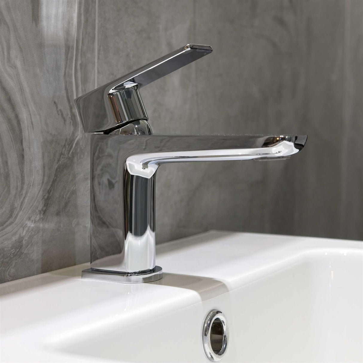 Aquarius Hydro Mini Mono Basin Mixer Tap with Waste