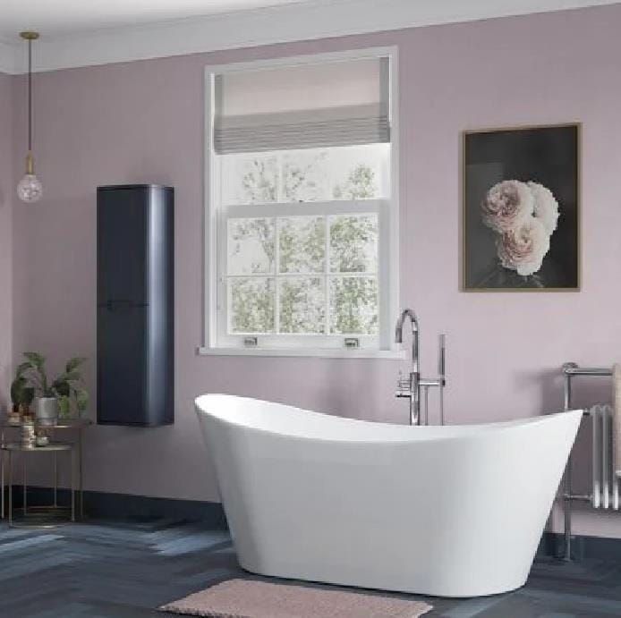 Aquarius Bathrooms Freestanding Bath Aquarius Luxor Freestanding Luxury Double Ended Slipper Bath 1700mm x 780mm AQLX0068