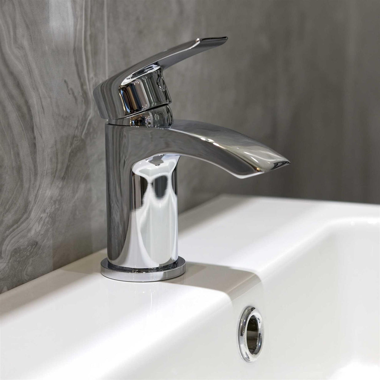 Aquarius Arc Mini Mono Basin Mixer Tap with Waste