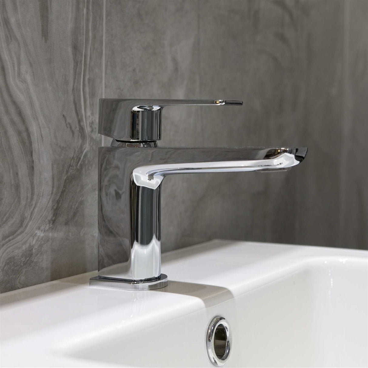 Aquarius Hydro Mini Mono Basin Mixer Tap with Waste