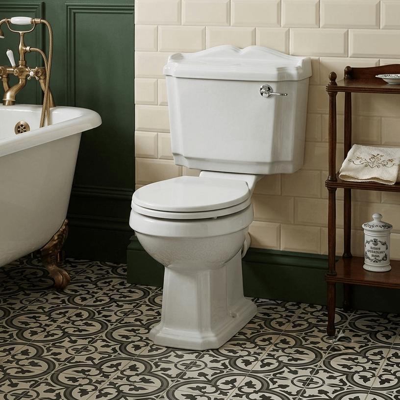 Aquarius Bathrooms Close Coupled Toilet Aquarius Ashford Traditional Close Coupled Toilet with Lever Flush and Seat