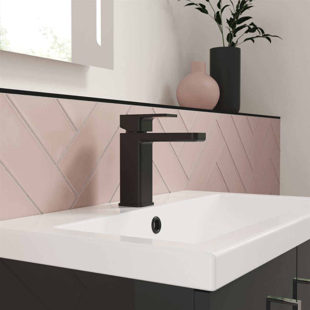 Aquarius Bathrooms Tall Basin Tap Matt Black Aquarius Tetra Mono Basin Mixer Tap with Clicker Waste